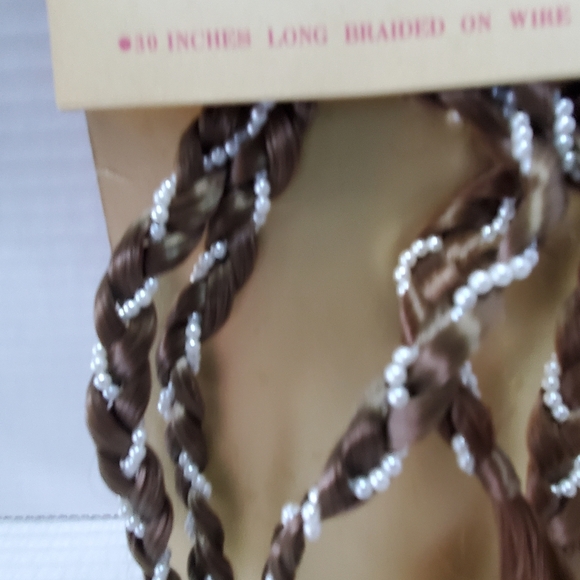Mini Braidlets 30" Braided On Wire Vintage Brown 30 2 Pack New On Card Pearls - Picture 2 of 5